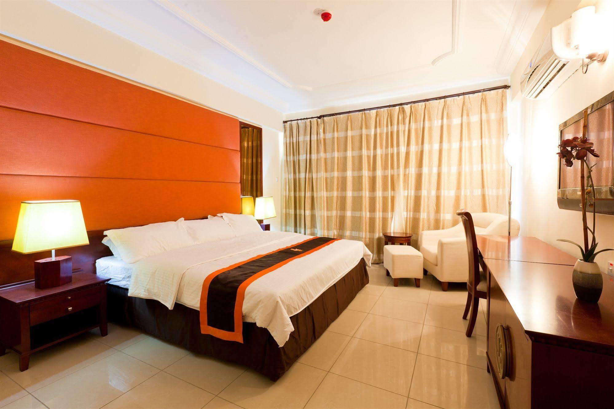Royal Nick Hotel Lashibi Exterior foto